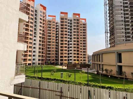 3 bhk flat available for rent   