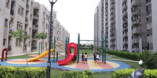 2 bhk flat for sale in solera signum107